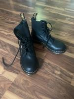 Dr. Martens Gr. 38 *ungetragen* Hessen - Groß-Umstadt Vorschau