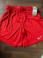 NIKE Shorts SLIM FIT XXL rot mit Etikett Köln - Mülheim Vorschau