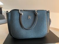 Tommy Hilfiger Handtasche Emblem Satchel Nordrhein-Westfalen - Herford Vorschau