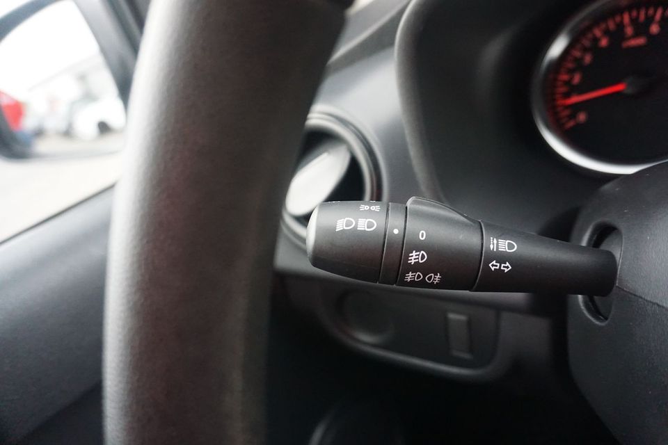 Dacia Sandero II 1.0 SCe Essential Klima PDC Bluetooth in Bautzen