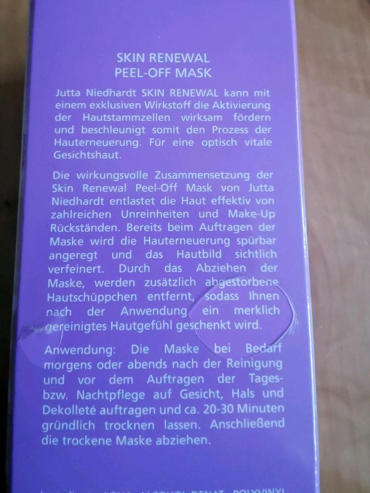 Skin Renewal Peel-Off Mask, 10€ in Sanitz