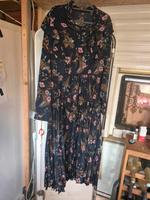 Damenkleid Saarland - Neunkirchen Vorschau