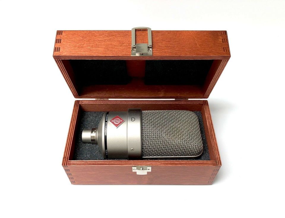 Wooden Box for Neumann TLM49 Microphones ab 69,- in Berlin