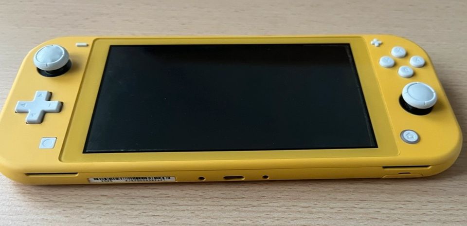 Nintendo Switch Lite gelb in Hannover