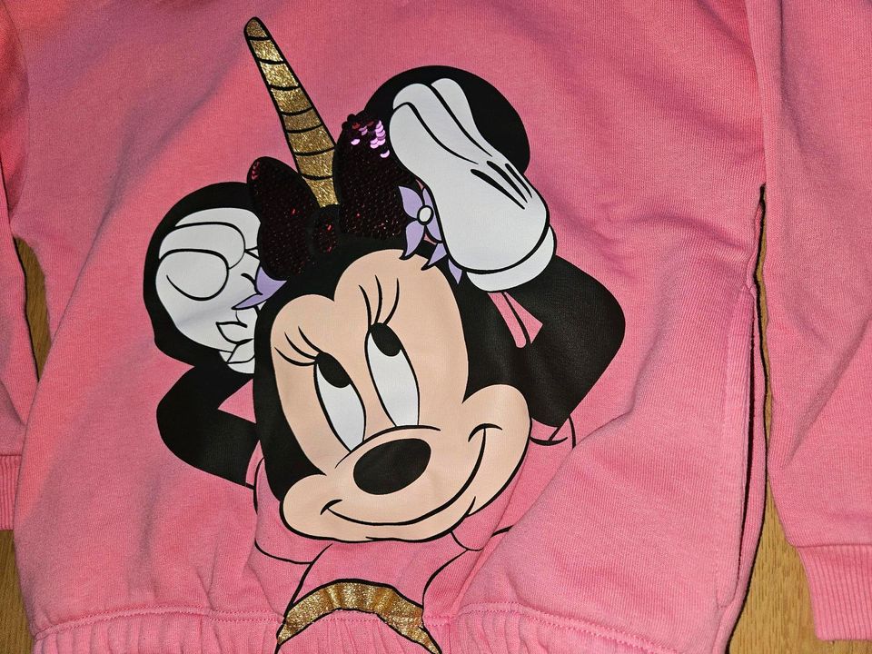 Pullover * Sweatshirt "Minnie Mouse", Gr. 122 in Wächtersbach