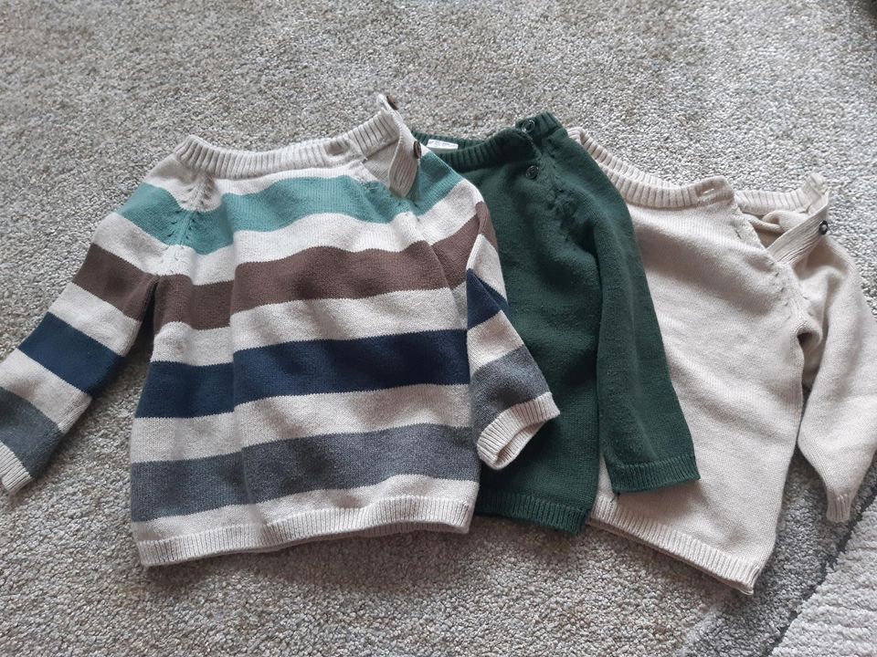 Verkaufe 3 Baby Pullover von H&M Gr. 68 in Langenzenn