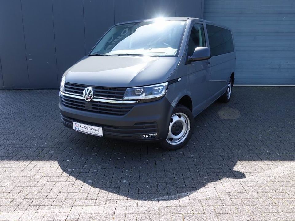 MIETWAGEN - VW Transporter T6. TDI Kombi Lang | YY-4444 in Hainburg