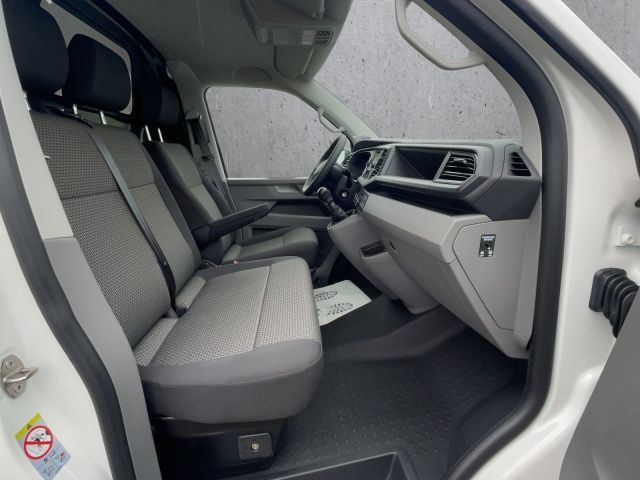 Volkswagen T6.1 2.0 TDI Kasten LR Klima/APC/GRA/ZV in Vetschau