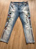 Jeans mit Stickerei „ Ulla Popken“Gr.48/50 Schleswig-Holstein - Bad Segeberg Vorschau