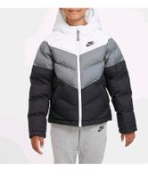 Nike winterjacke junge137- 147 Berlin - Schöneberg Vorschau