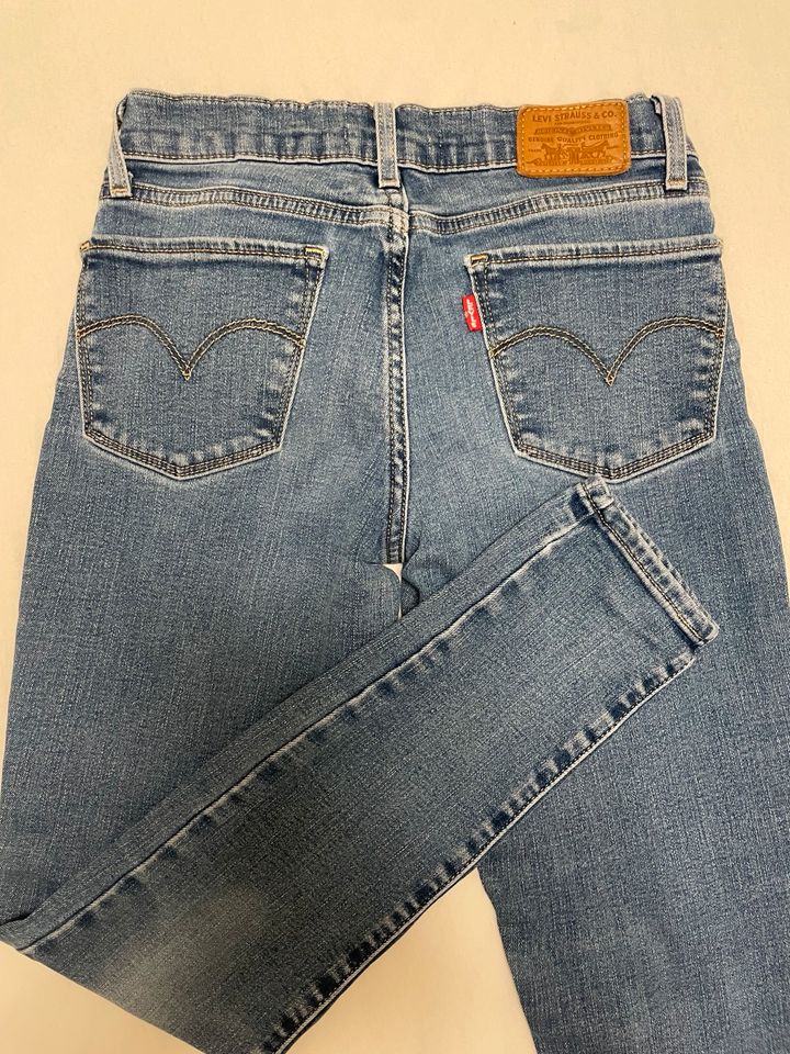 Levi’s super skinny in München