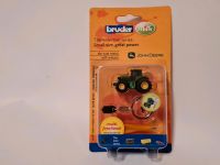 Bruder Mini Set John Deere Traktor mit Anhänger Nr. 410 E240 Hessen - Nentershausen Vorschau