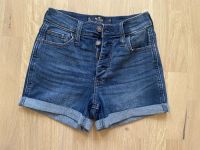 Damen Jeans Shorts von Hollister Gr. XS Sachsen - Weißwasser Vorschau