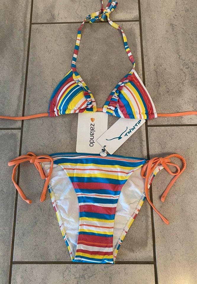 Twintip Zalando Bikini Set Softcups gestreift Rüschen XS 34 NEU in Rehlingen-Siersburg