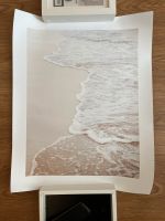 Desenio Poster Stand Beach Welle Sand Beige Neu 50x40cm Neuhausen-Nymphenburg - Neuhausen Vorschau