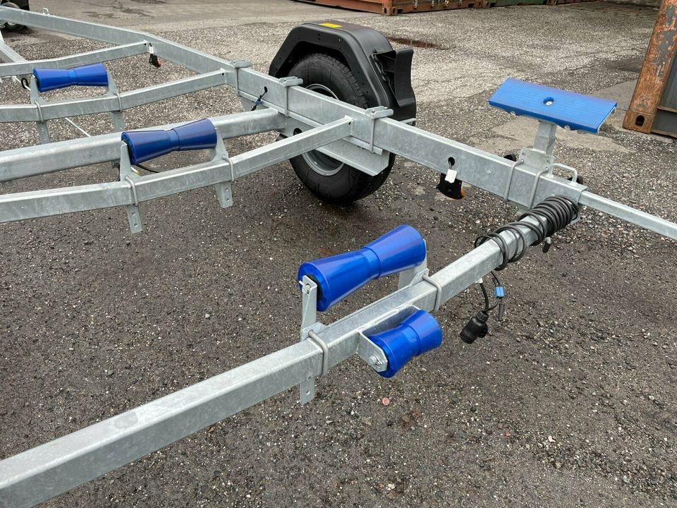 Tpv Bootstrailer Trailer Anhänger Ba 1300 L NEU in Hamburg