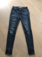 Schwarze Levi’s Skinny Jeans 710 Größe 27/30 Bayern - Bamberg Vorschau