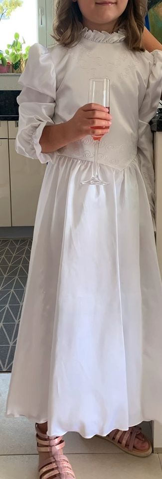 Kommunionkleid Größe 140 in München