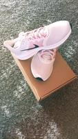 Sneaker Sportschuhe Turnschuhe von Nike **NEU** Hessen - Gladenbach Vorschau