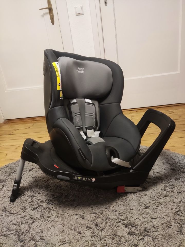 Britax Römer Reboarder Dualfix M i-Size Midnight Grey+Sommerbezug in Berlin