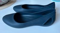 wie Neu Crocs Ballerina Schuhe Badeschuhe leicht 39 blau Sachsen - Naunhof Vorschau