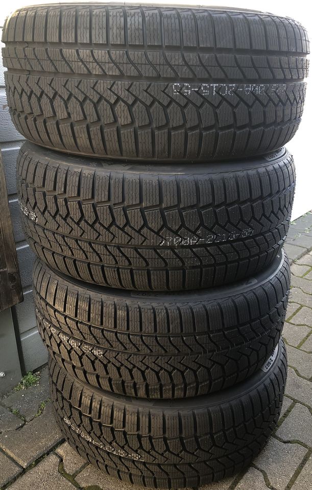 4x NEUE Winterreifen aus ende 2023 (((245/45 R19 102W XL))) in Herne