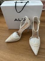Wunderschöne Brautschuhe spitz mit Perlen Pumps Rheinland-Pfalz - Pleckhausen Vorschau