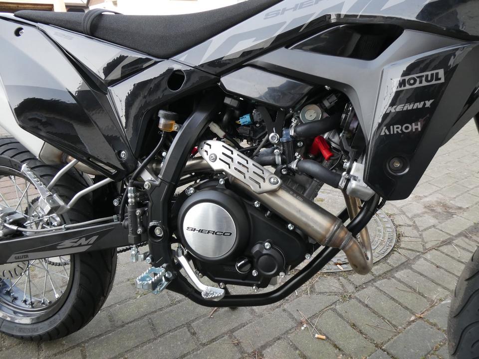 Neufahrzeug Motorrad Sherco 125 4T SM-RS Blackmoon Supermoto in Horn-Bad Meinberg