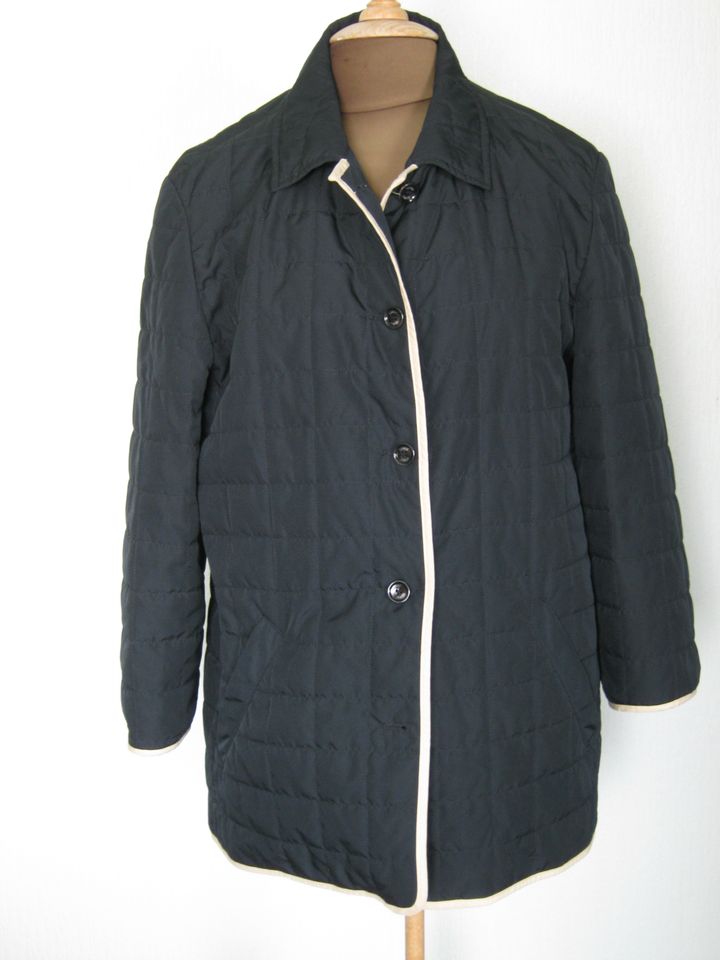 delmod international leichte Jacke Steppjacke Gr.38/40 dunkelblau in Klein Rönnau