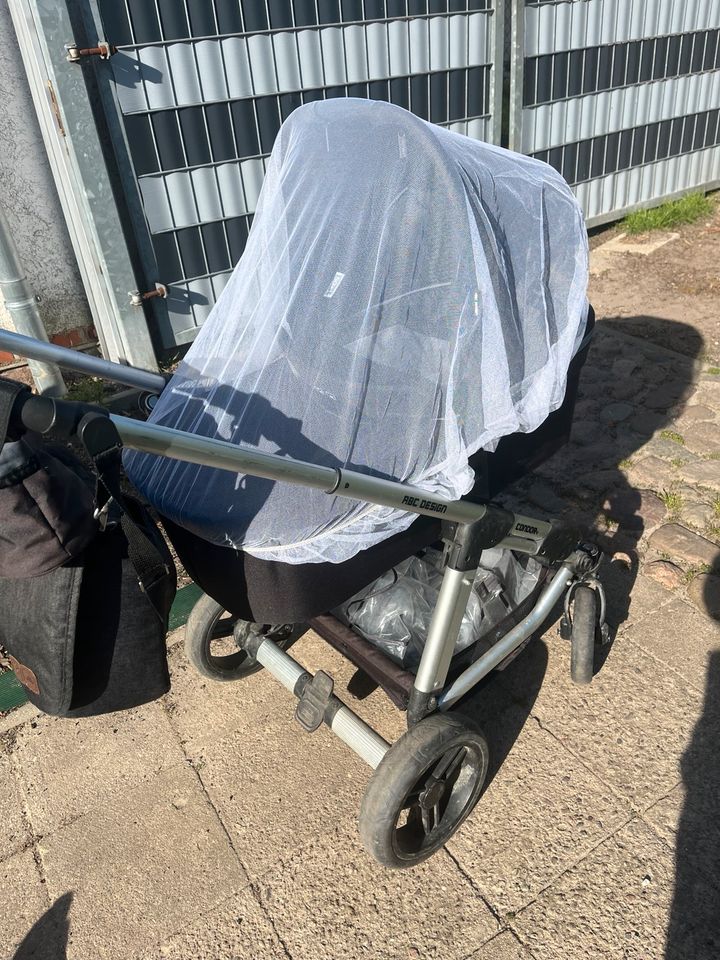 ABC Design Kinderwagen mit Babyschale und viel Zubehör in Teterow