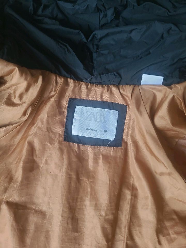 Jacke von Zara, Größe 104 in Bassum