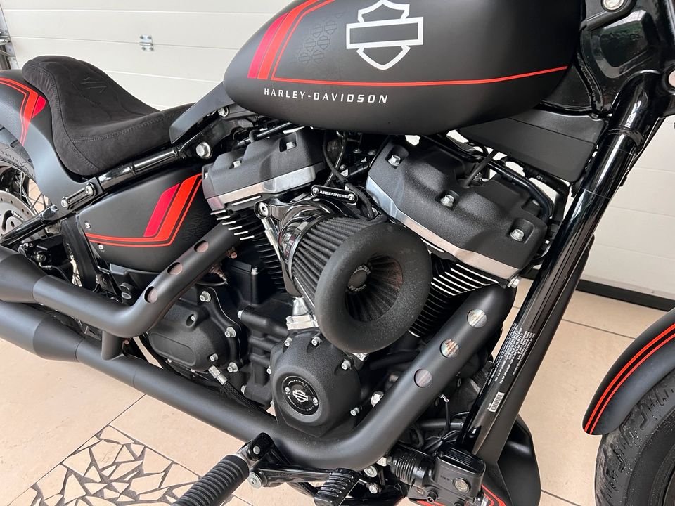 Harley Davidson Street Bob Custom in Haltern am See