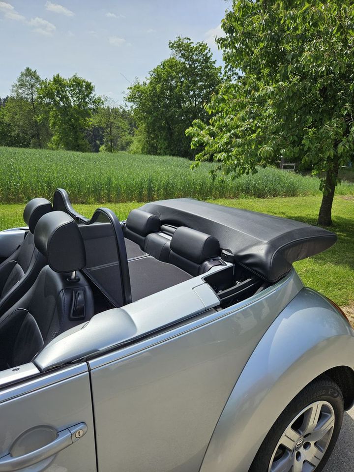 Volkswagen New Beetle 1.8T Cabriolet mit starkem Motor ! in Lichtenau Mittelfr