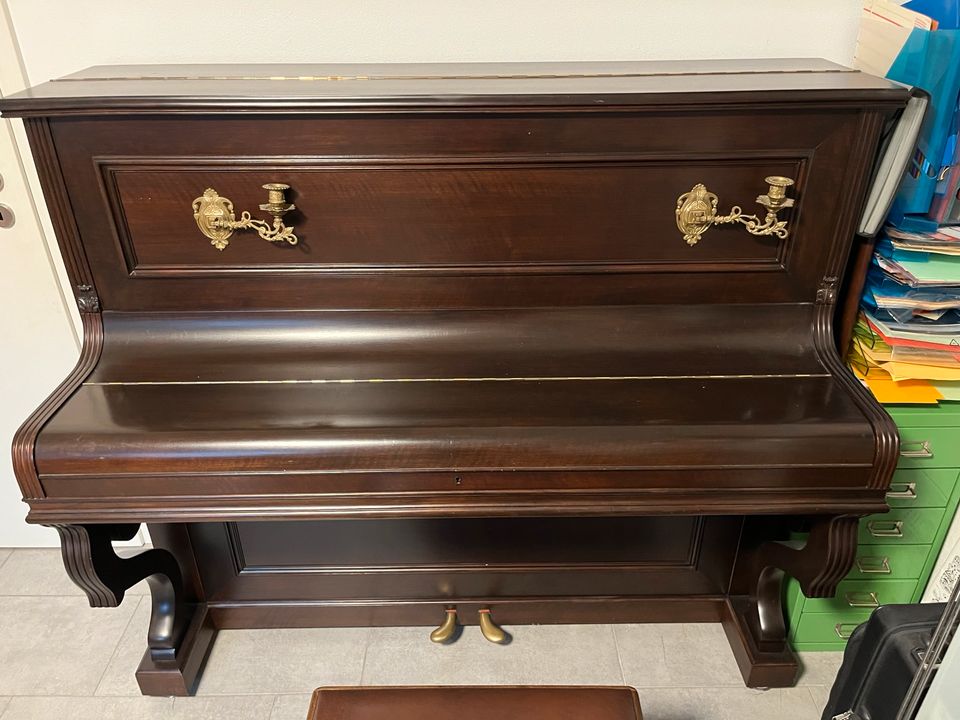 Diezerl Piano Klavier in Bibertal