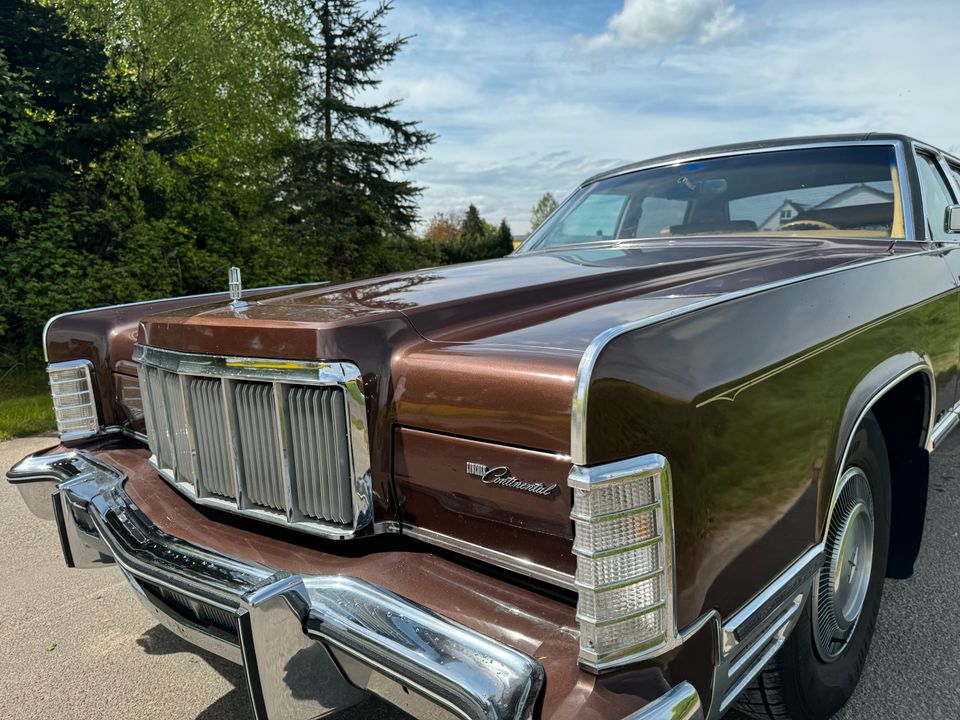 75 Lincoln Continental 7,5 V8 Oldtimer D-Zulass H-Kennzeichen TOP in Bevern