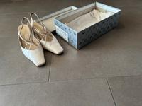 Brautschuhe Peter Kaiser Größe 37 beige Baden-Württemberg - Eggenstein-Leopoldshafen Vorschau