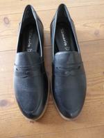 NEU: schwarze Slipper von Tamaris, Größe 41 Niedersachsen - Adendorf Vorschau