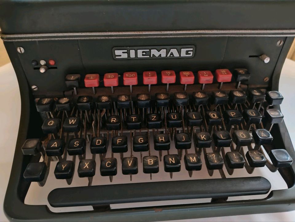 Siemag Schreibmaschine in Aurich