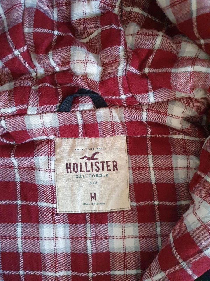 Hollister Jacke M in Bochum