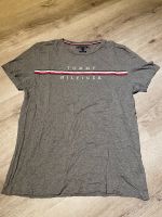 T-Shirt Tommy Hilfiger grau Größe L Nordrhein-Westfalen - Haltern am See Vorschau