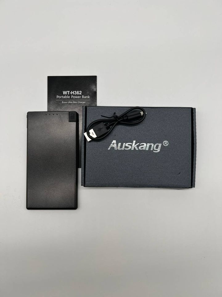 Auskang Powerbank iPhone 5000mAh mit Kabel tragbares Ladegerät in Michelstadt