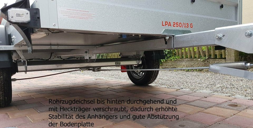 Pkw-Anhänger Pongratz LPA 250/13 gebremst neu mit Planenaufbau in Schwenningen