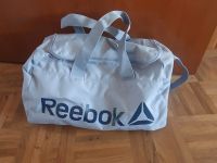 schöne kleine Reebok Sport Tasche mit Seitenfächern hellblau Bayern - Sugenheim Vorschau