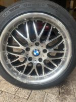 BMW 17“ Felgen mit Reifen (Top Zustand) Niedersachsen - Ostrhauderfehn Vorschau