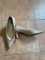 HÖGL Pumps Lack nude beige Gr 39 neuwertig Kreis Ostholstein - Lensahn Vorschau