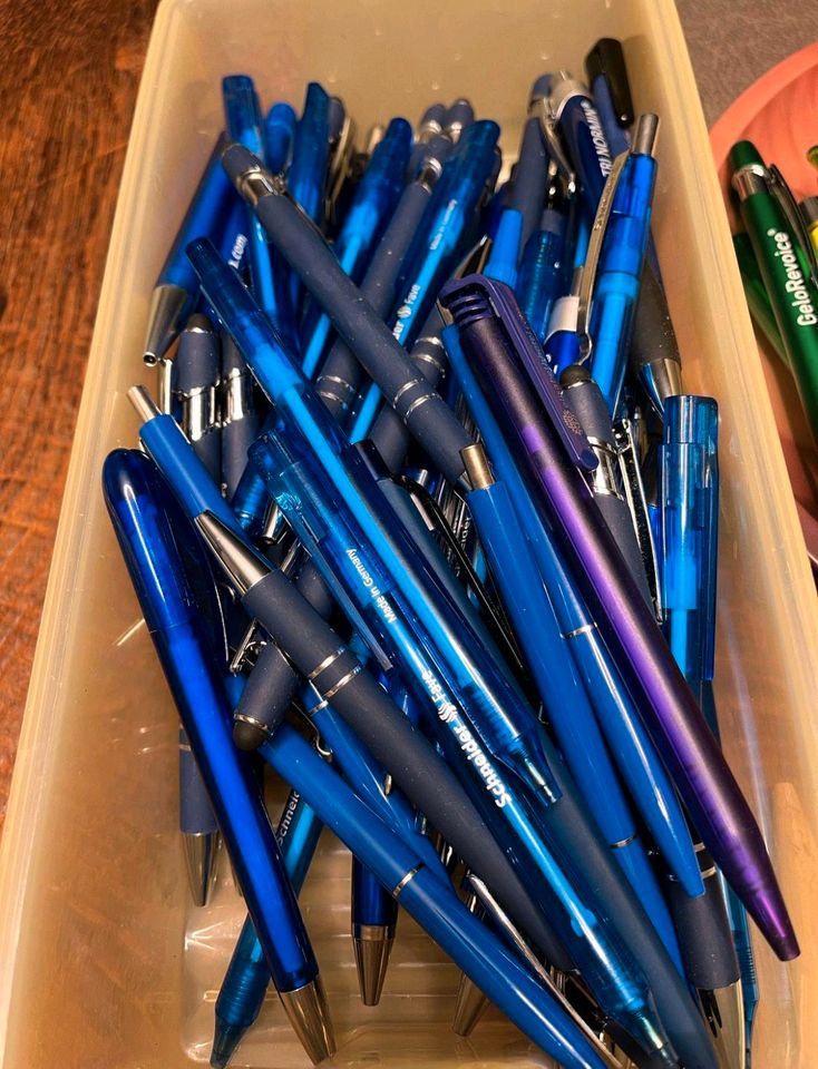 Kugelschreiber Sammlung 150 Stück in Sindelfingen