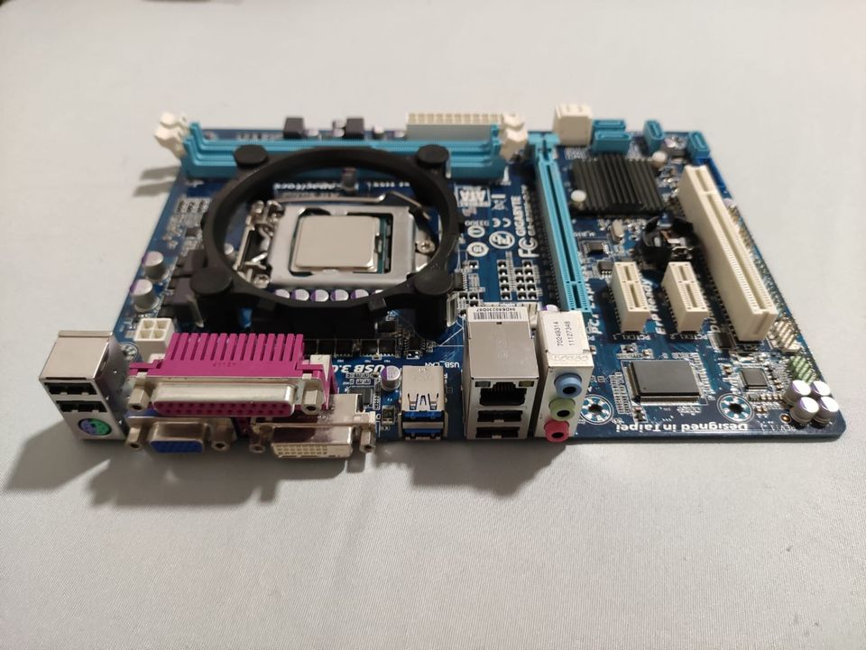 Gigabyte GA-B75M-D3V Sockel 1155 Mainboard (Micro-ATX, 2X DDR3 in Wehr