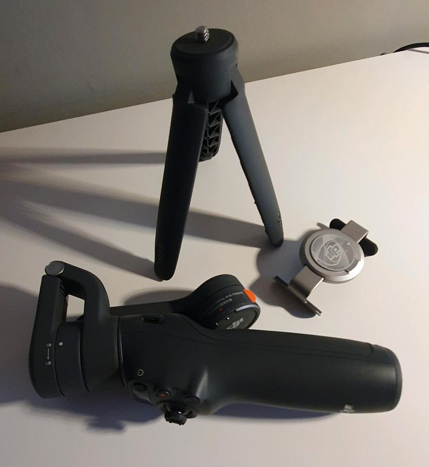 NEU! DJI Osmo Mobile 6 Kamera Smartphone Gimbal+Tasche in Vreden