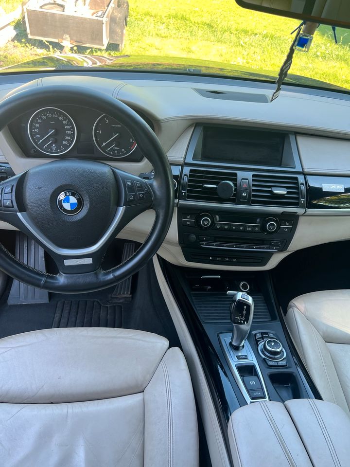 BMW X5 10 Jahres edition in Bretten
