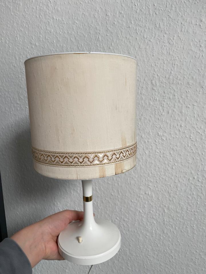 Schöne Vintage Tischlampe – Retro Design aus den 60ern/70ern in Chemnitz